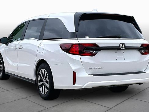 Certified 2026 Honda Odyssey EX-L image 10