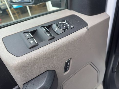 Used 2020 Ford F350 XL w/ Power Equipment Group image 13