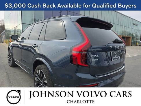 New 2026 Volvo XC90 B6 Ultra w/ Lounge Package image 7