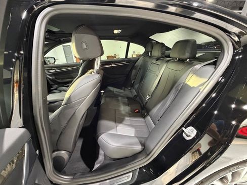 Used 2023 BMW 530i w/ Convenience Package RWD image 16