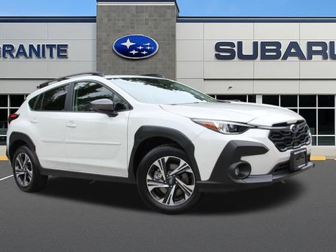 Used 2025 Subaru Crosstrek 2.5i Premium AWD/4WD image 4