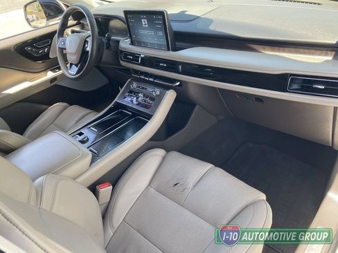 Used 2022 Lincoln Aviator Reserve w/ Equipment Group 201A AWD/4WD image 12