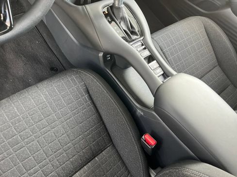 Used 2026 Honda HR-V LX image 18