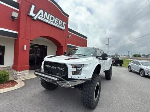 Used 2022 Ford F250 Lariat w/ Lariat Ultimate Package AWD/4WD image 61
