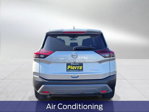 Used 2023 Nissan Rogue SV AWD/4WD image 5