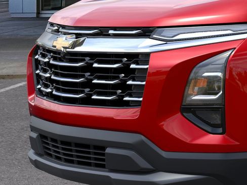 New 2026 Chevrolet Equinox LT AWD/4WD image 14
