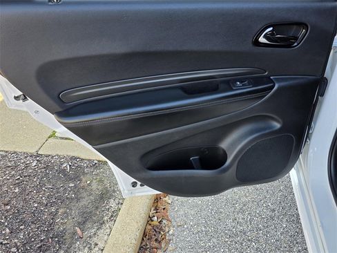 Used 2022 Dodge Durango GT w/ Blacktop Package image 31