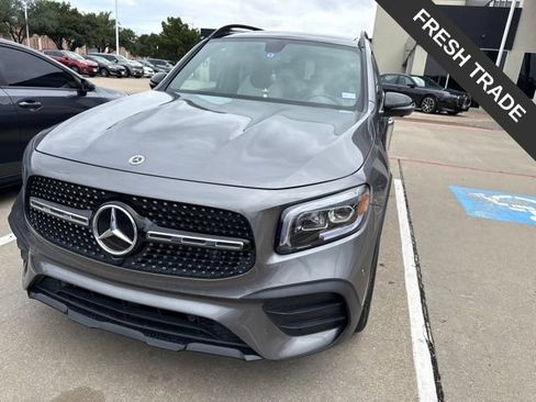 Used 2023 Mercedes-Benz GLB 250 image 3