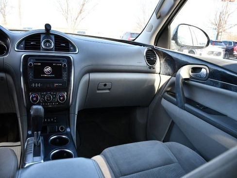 Used 2017 Buick Enclave Convenience image 18