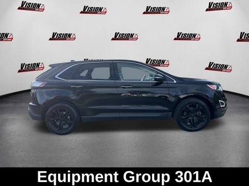 Used 2018 Ford Edge Titanium w/ Equipment Group 301A AWD/4WD image 4