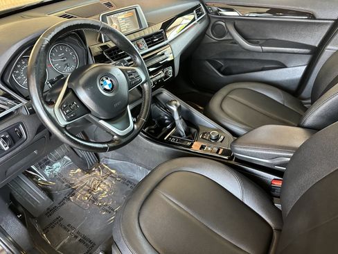 Used 2016 BMW X1 xDrive28i AWD/4WD image 11