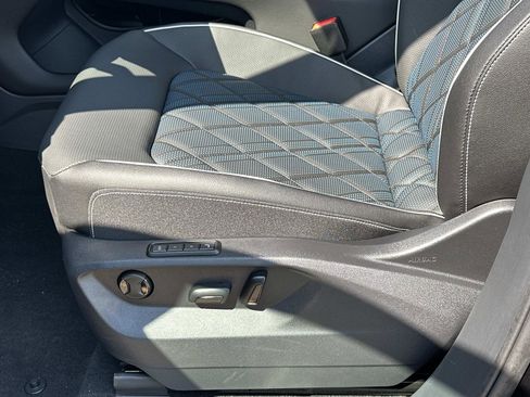 New 2026 Volkswagen Atlas Cross Sport SEL Premium R-Line image 18