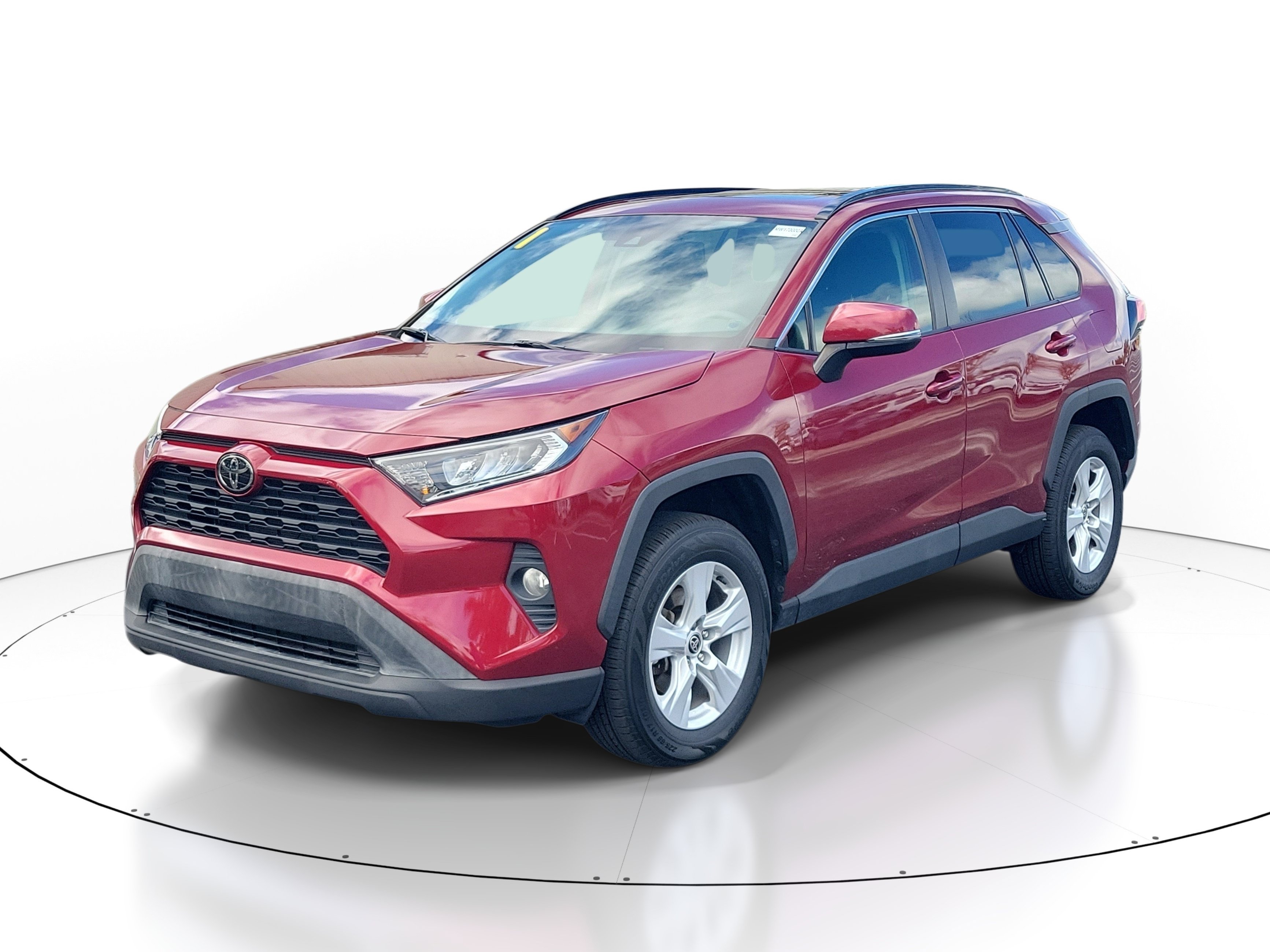 Certified 2021 Toyota RAV4 XLE w/ Convenience Package FWD image 3
