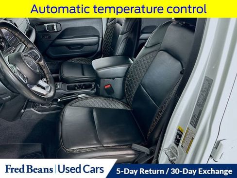 Used 2022 Jeep Gladiator Overland image 20