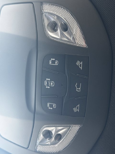 New 2027 Chrysler Pacifica Select w/ Family Tech Group AWD/4WD image 40