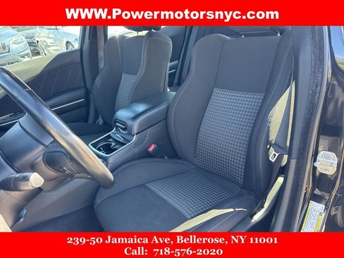 Used 2023 Dodge Charger GT image 29