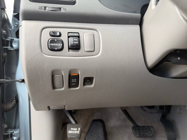 Used 2009 Toyota Sienna LE FWD image 14