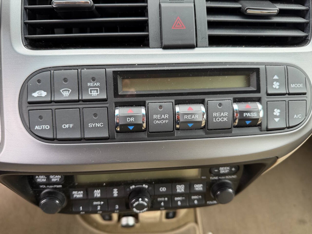 Used 2010 Honda Odyssey EX-L image 33