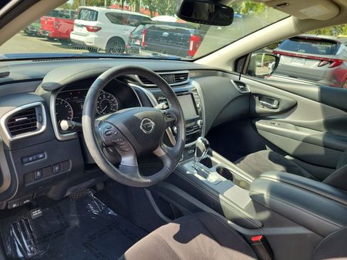 Used 2020 Nissan Murano SV FWD image 17
