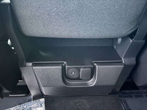 New 2026 Ford F250 XLT w/ XLT Premium Package image 40