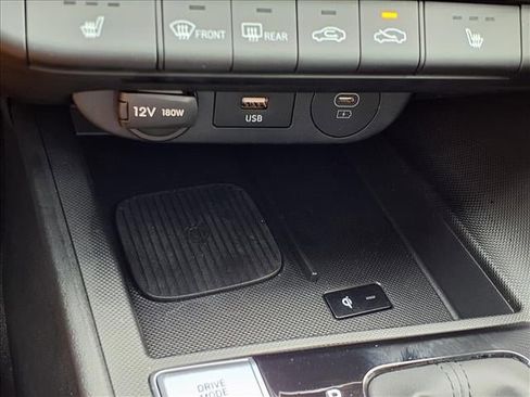 Certified 2025 Hyundai Elantra SEL image 21