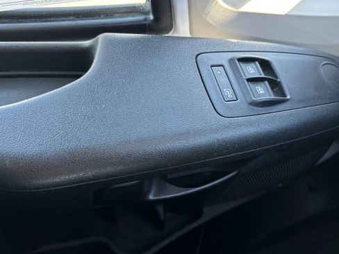 Used 2020 RAM ProMaster 1500 w/ Interior Convenience Group FWD image 10
