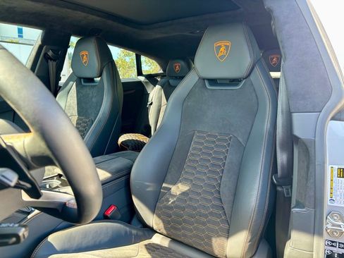 Used 2023 Lamborghini Urus S image 19