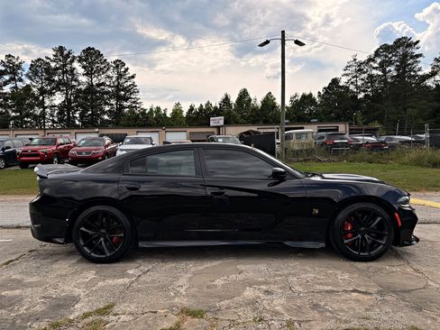 Used 2018 Dodge Charger R/T Scat Pack RWD image 4