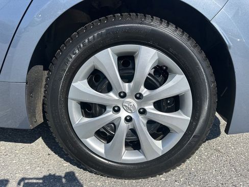 Used 2020 Toyota Corolla LE image 25