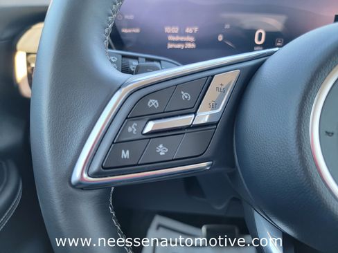 Used 2025 Buick Envision Sport Touring image 18