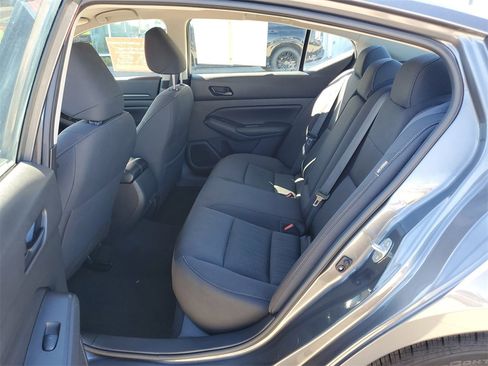 Certified 2024 Nissan Altima 2.5 SV image 17