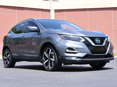 Used 2022 Nissan Rogue Sport SL w/ Premium Package