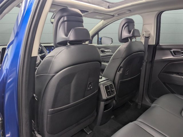 Used 2024 Kia Sportage SX FWD image 30