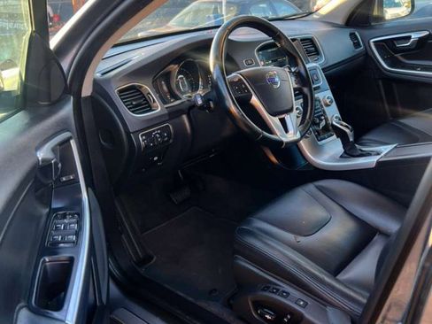 Used 2017 Volvo S60 T5 Inscription w/ Convenience Package image 24