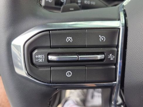 Used 2026 GMC Acadia Elevation w/ Black Edition AWD/4WD image 25