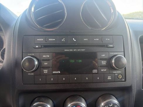 Used 2015 Jeep Patriot Sport w/ Power Value Group FWD image 19