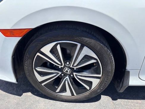 Used 2016 Honda Civic EX-T image 9