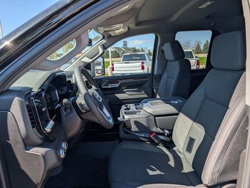New 2026 GMC Sierra 3500 SLE w/ SLE Convenience Package AWD/4WD image 5