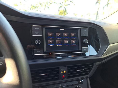 Used 2021 Volkswagen Jetta S w/ Driver Assistance Package image 21