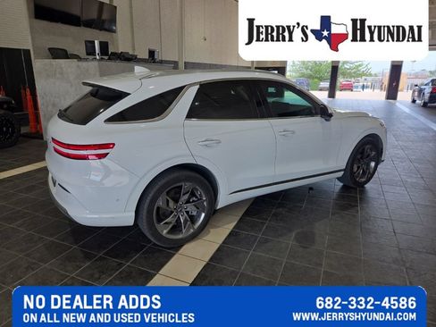 Certified 2024 Genesis Electrified GV70 AWD/4WD image 5