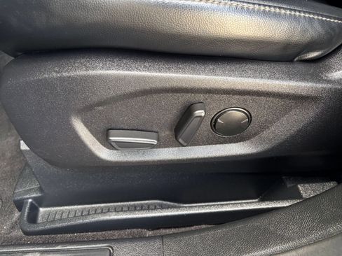 Used 2024 Ford Edge SEL AWD/4WD image 23