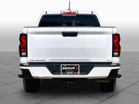 Certified 2024 Chevrolet Colorado LT w/ LT Convenience Package RWD image 5