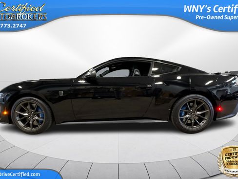 Used 2024 Ford Mustang Dark Horse image 10