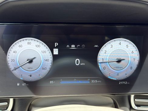 Used 2024 Hyundai Elantra SEL w/ Convenience Package FWD image 13