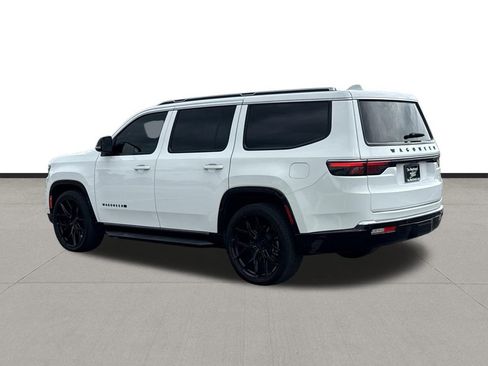 Used 2023 Jeep Wagoneer 2WD w/ Premium Group I image 7