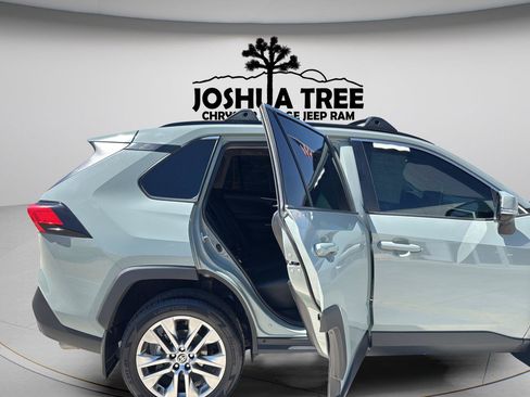 Used 2022 Toyota RAV4 XLE Premium FWD image 26