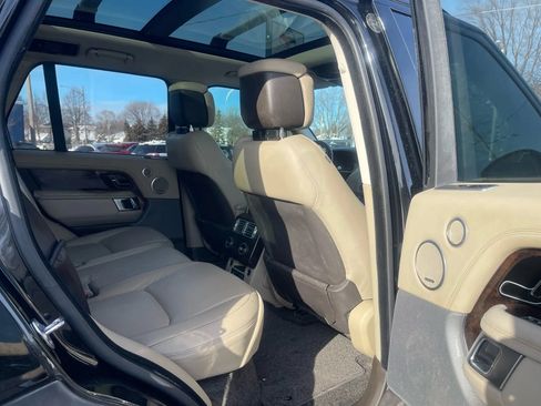 Used 2018 Land Rover Range Rover HSE AWD/4WD image 9
