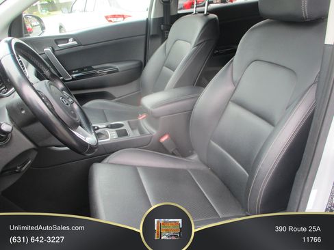 Used 2020 Kia Sportage EX AWD/4WD image 5