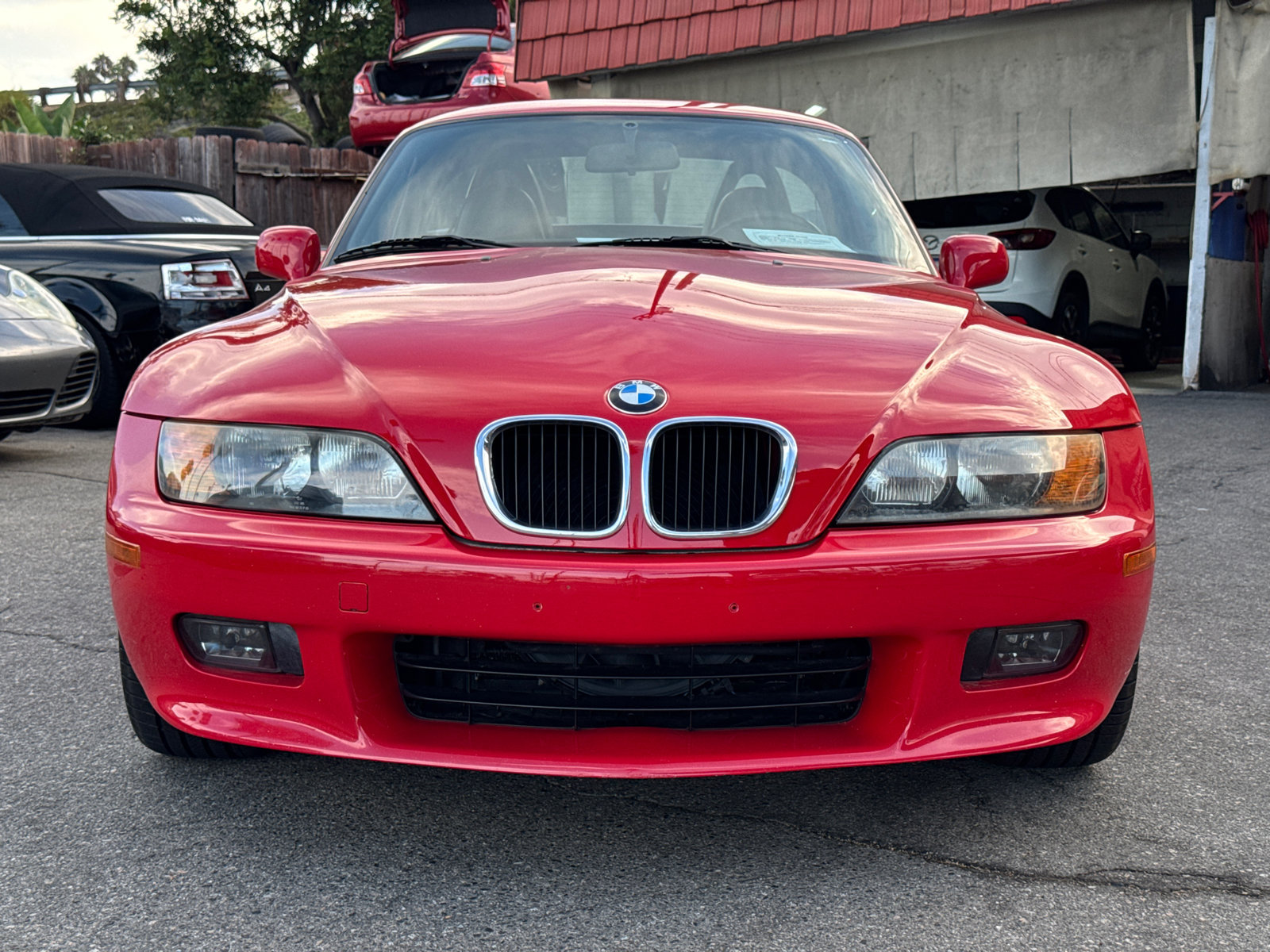 Used 1998 BMW Z3 2.8 RWD image 3