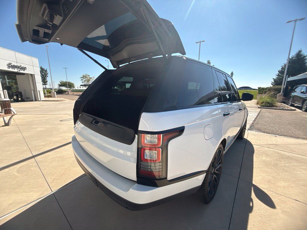 Used 2017 Land Rover Range Rover HSE AWD/4WD image 44